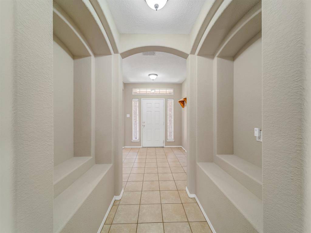 8162 Robertson Drive, Frisco, TX 75036