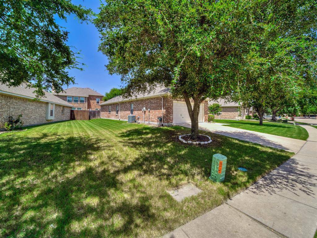 8162 Robertson Drive, Frisco, TX 75036