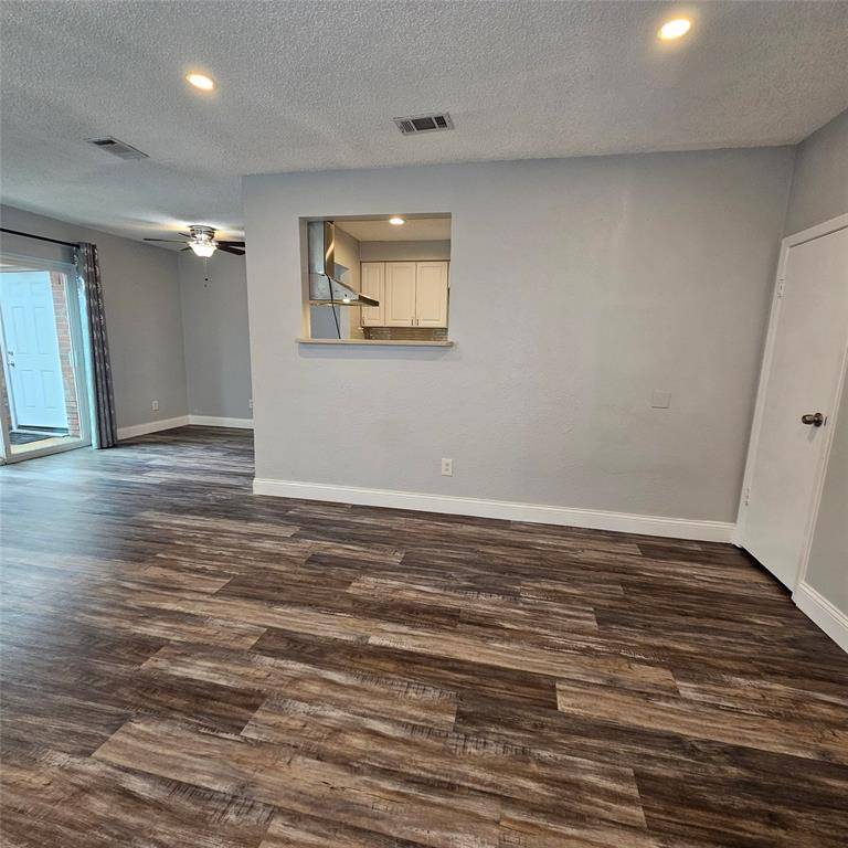 3931 N Garland Avenue #4, Garland, TX 75040