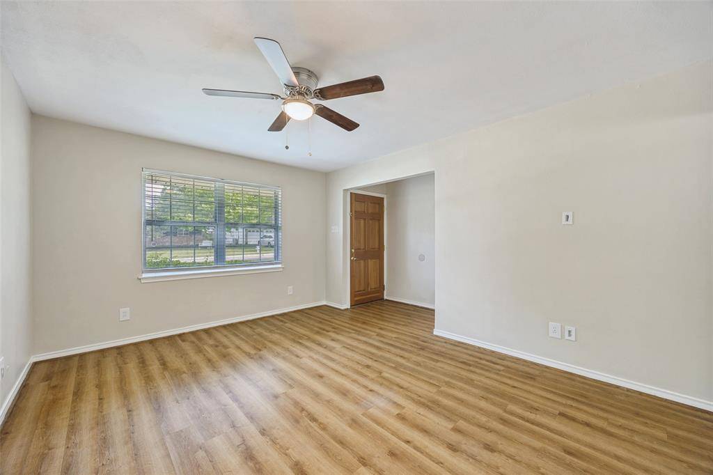 717 Gaylewood Drive, Richardson, TX 75080