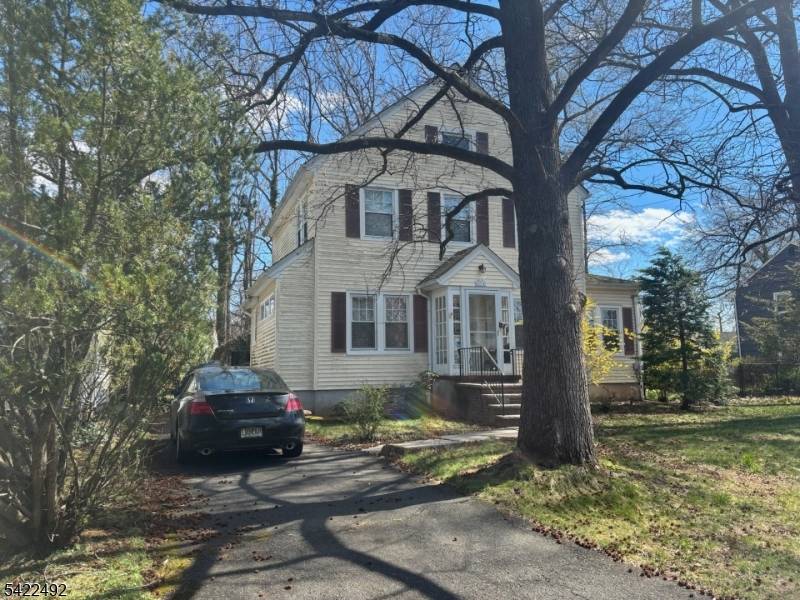 130 Beech Ave, Fanwood Boro, NJ 07023