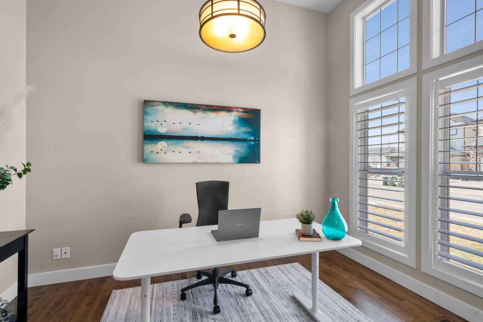 809 Canoe GN SW, Airdrie, AB T4B 3K6