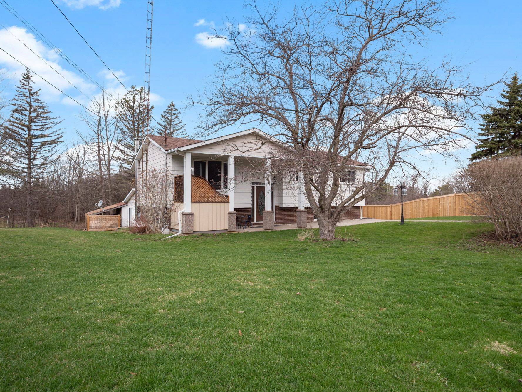 883 Ridge RD N, Fort Erie, ON L0S 1N0