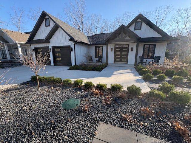 10143 Pinery Bluffs RD, Lambton Shores, ON N0M 1T0