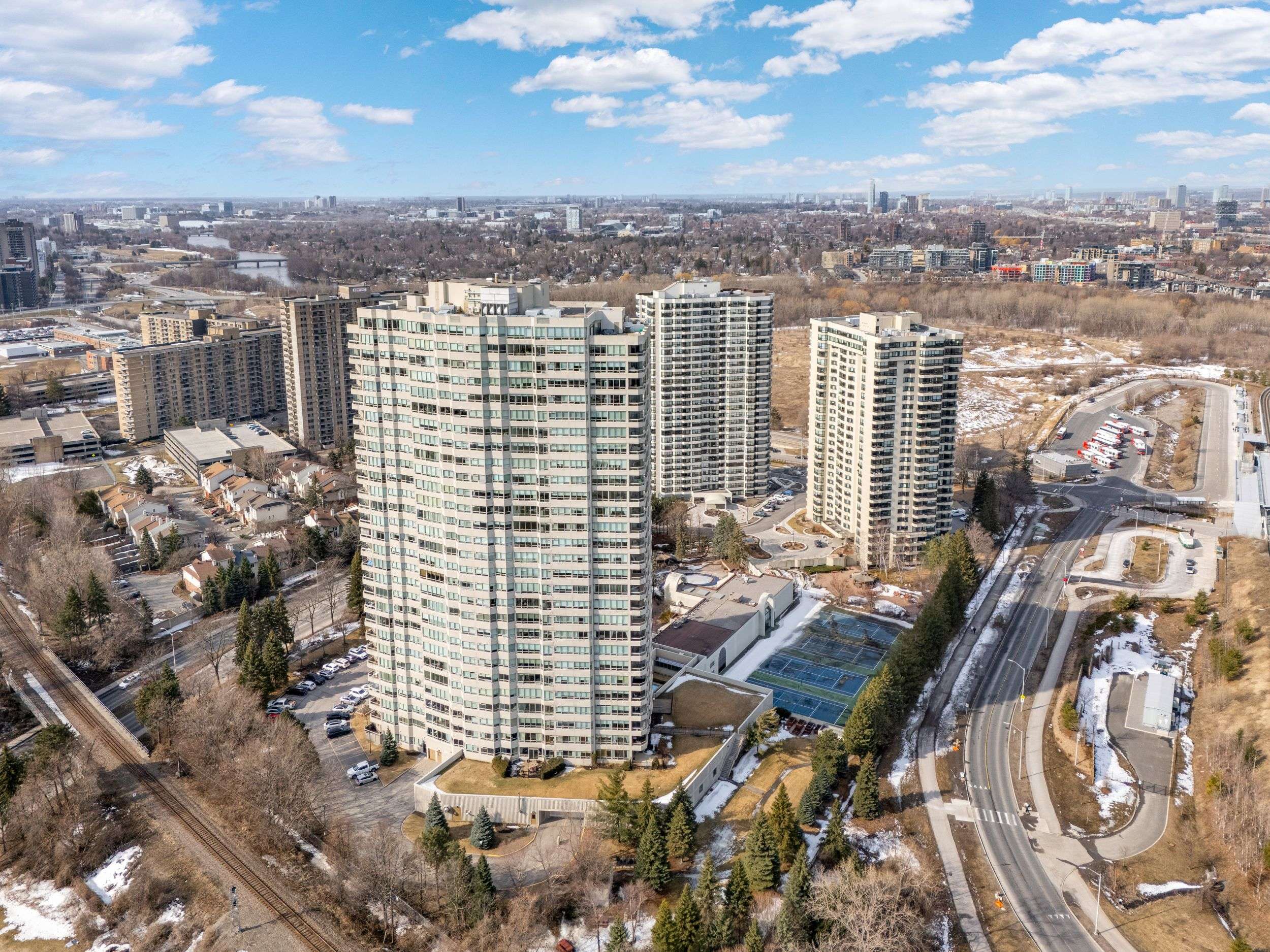 1480 Riverside DR #2204, Alta Vista And Area, ON K1G 5H2