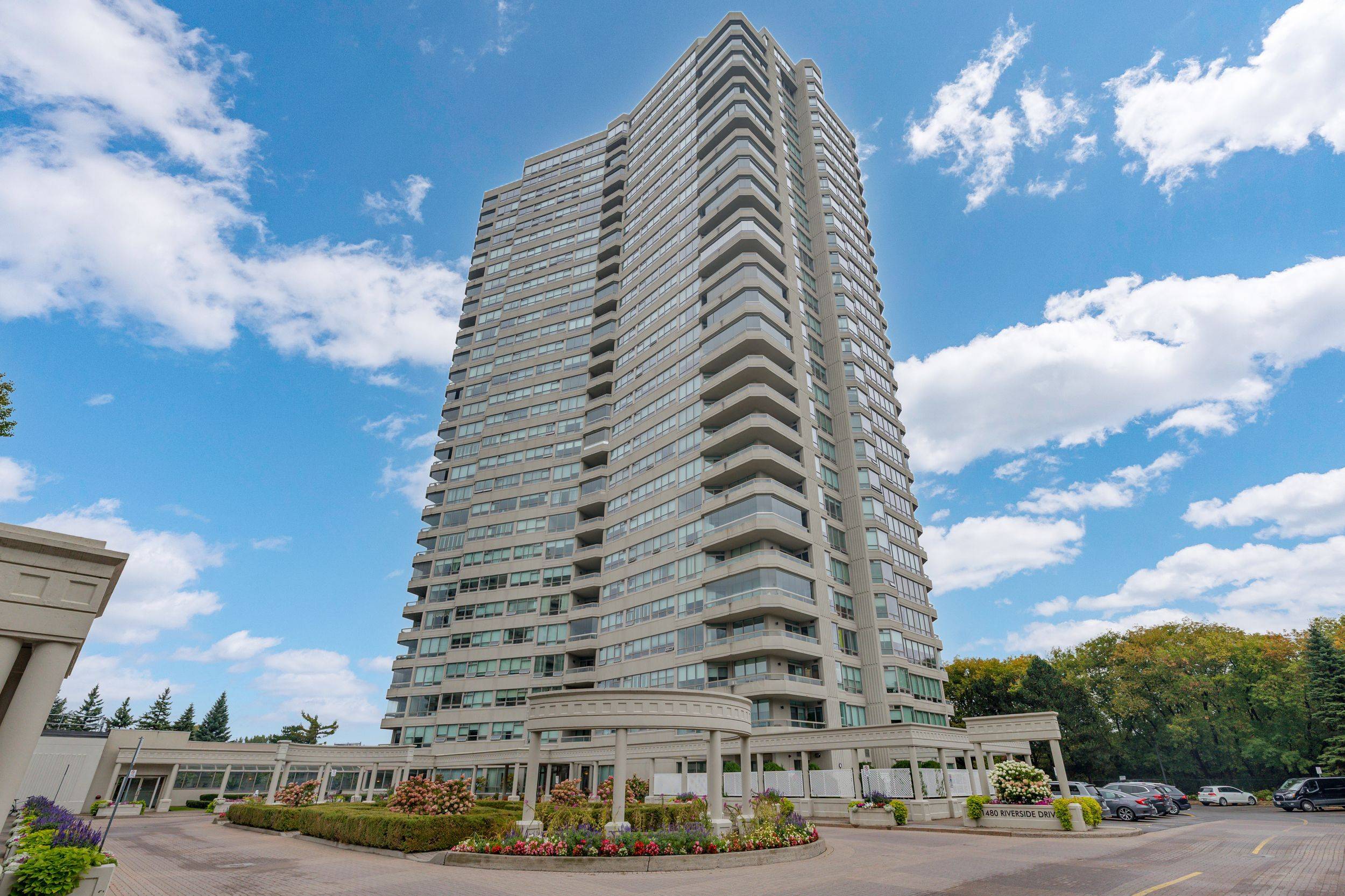 1480 Riverside DR #2204, Alta Vista And Area, ON K1G 5H2