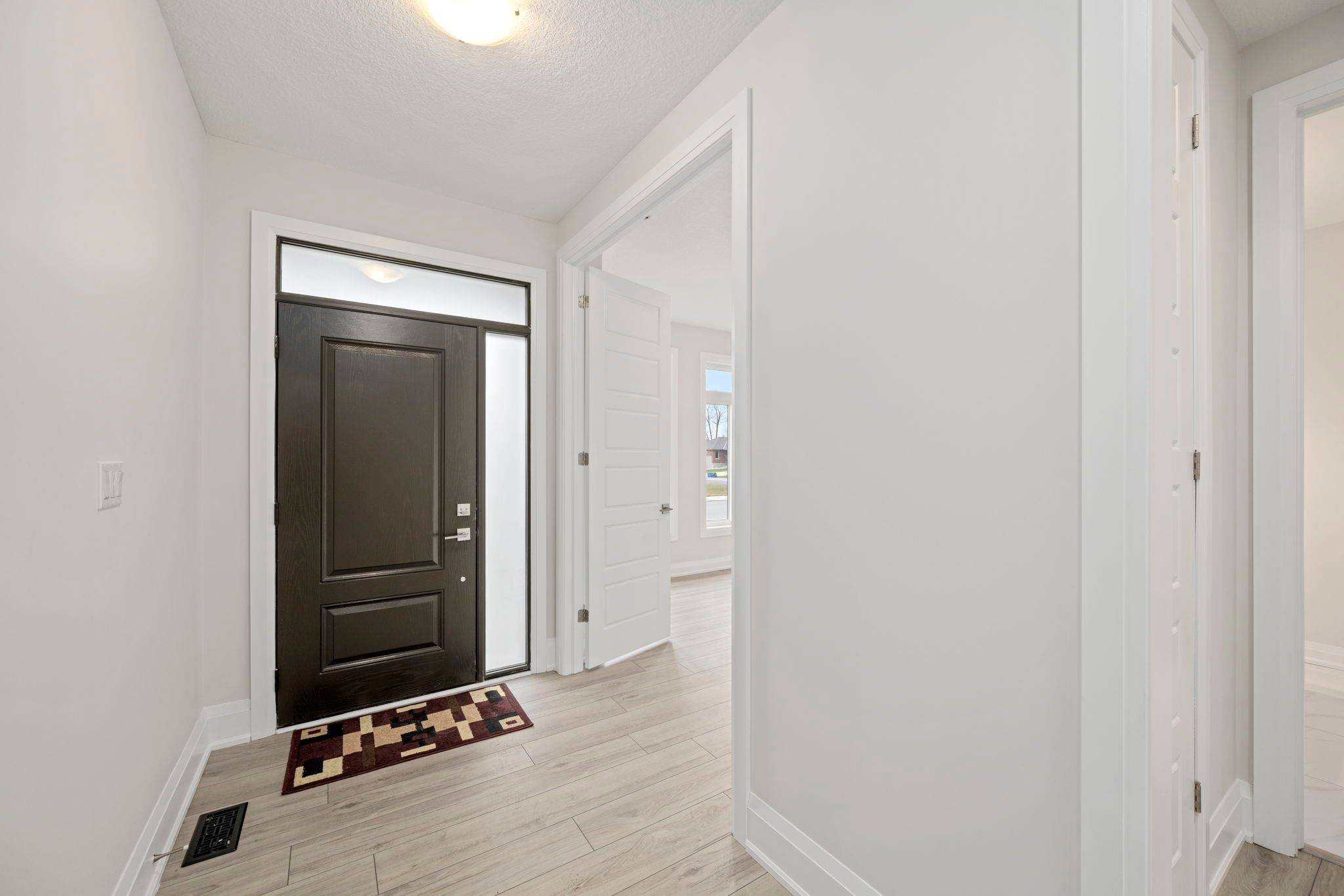 3 Bouw ST, Dutton/dunwich, ON N0L 1J0