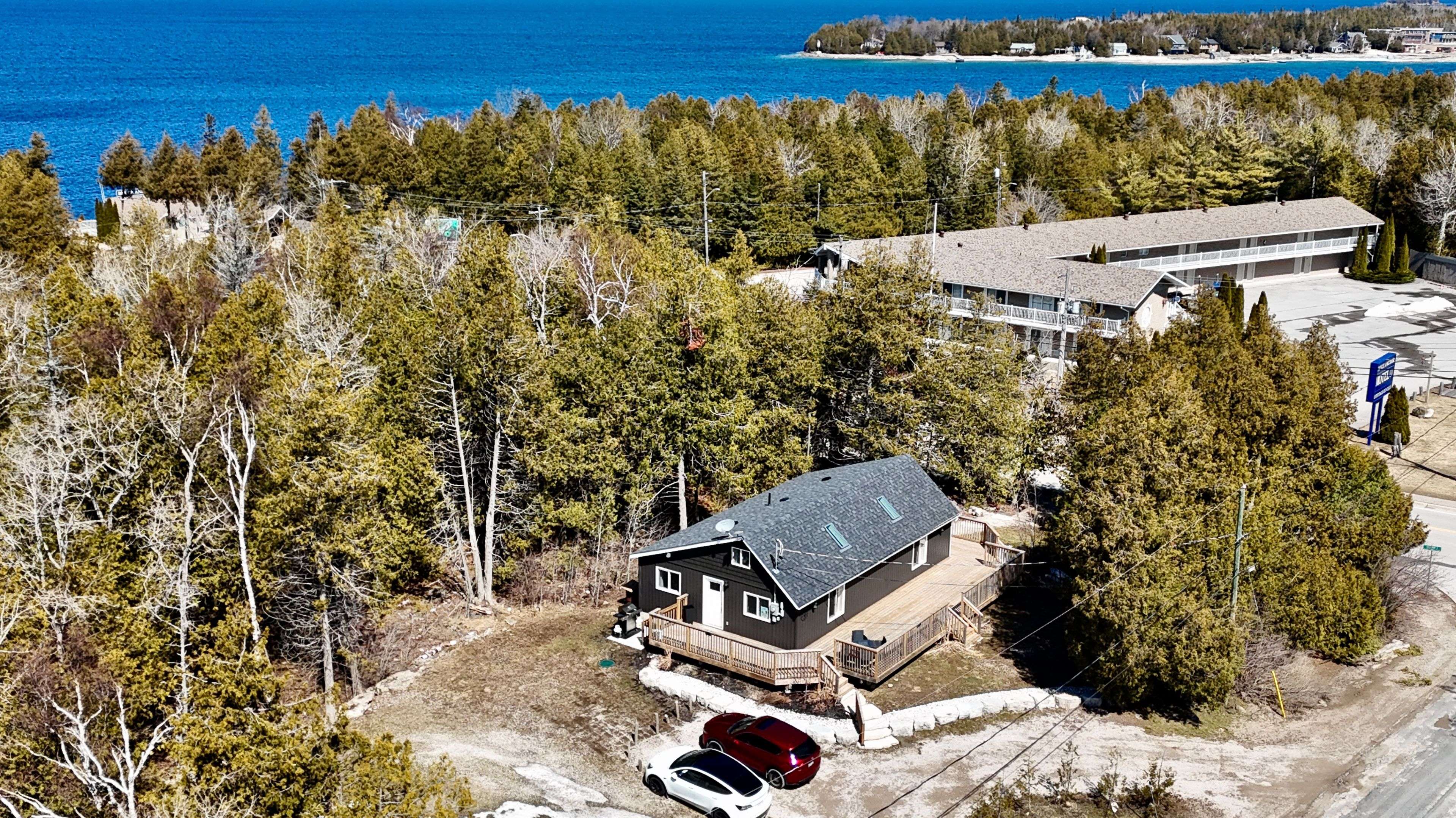 4 Legion ST, Northern Bruce Peninsula, ON N0H 2R0