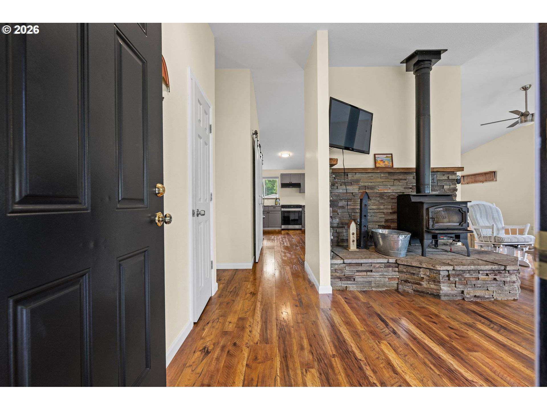 42020 FOREST COURT LN, Astoria, OR 97103