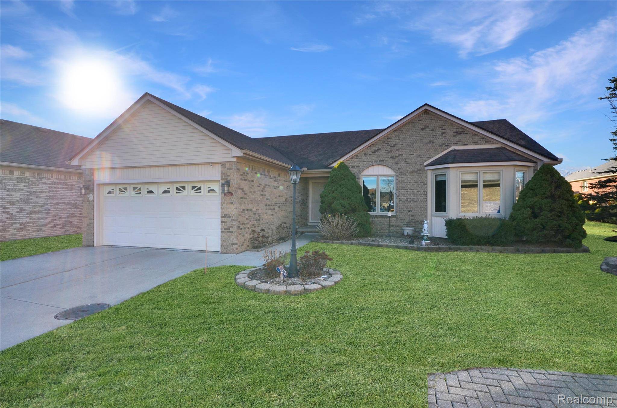 36291 Genuine Risk CT, Clinton Charter Township, MI 48035