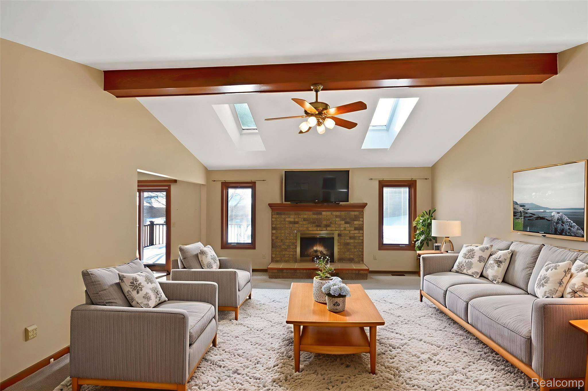 36291 Genuine Risk CT, Clinton Charter Township, MI 48035