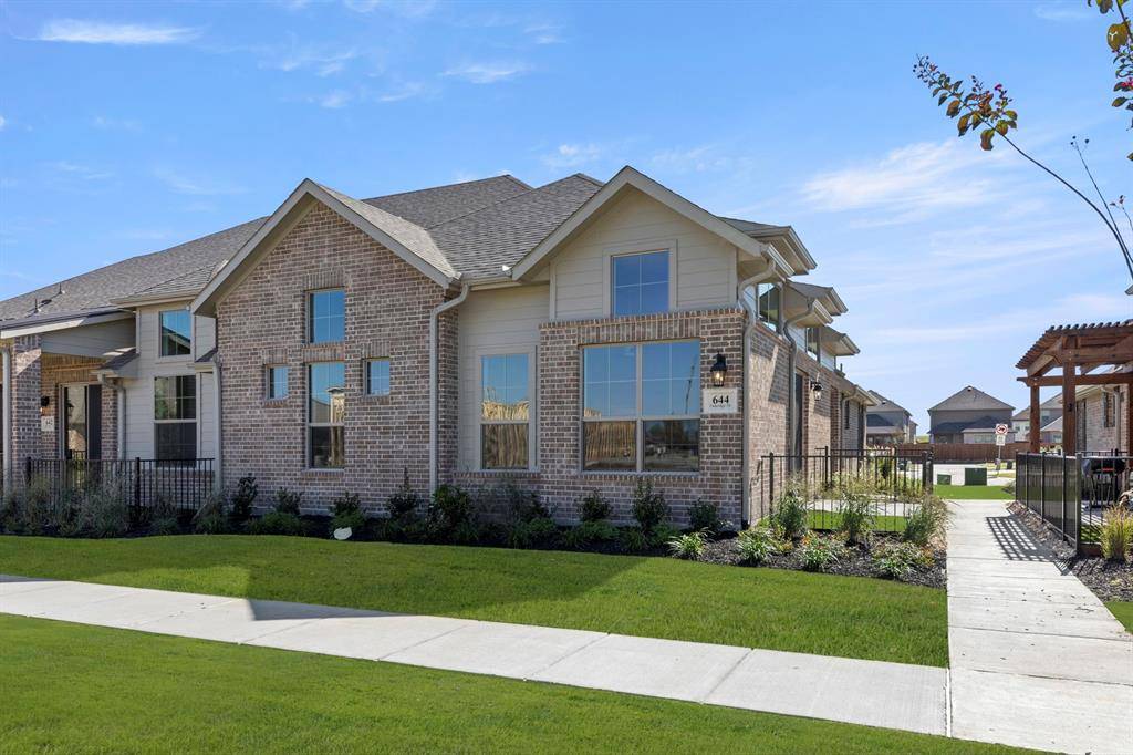 644 Oakridge Drive, Wylie, TX 75098