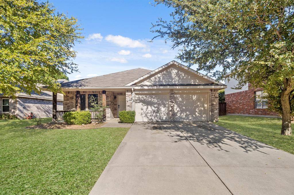 5968 Waterford Drive, Grand Prairie, TX 75052