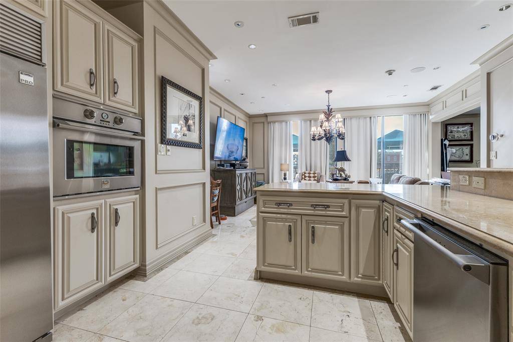 5909 Luther Lane #707, Dallas, TX 75225