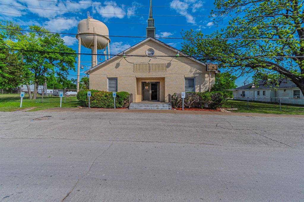 2817 Cherry Valley Boulevard, Dallas, TX 75241