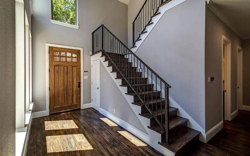 10532 Barrywood Drive, Dallas, TX 75230