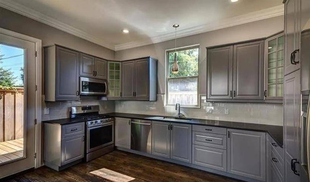 10532 Barrywood Drive, Dallas, TX 75230