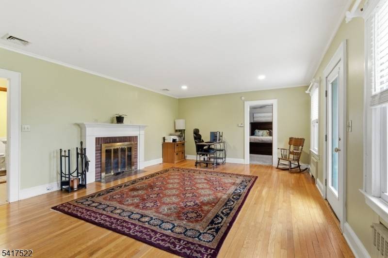 1 Old Mill Rd, Chester Twp., NJ 07930