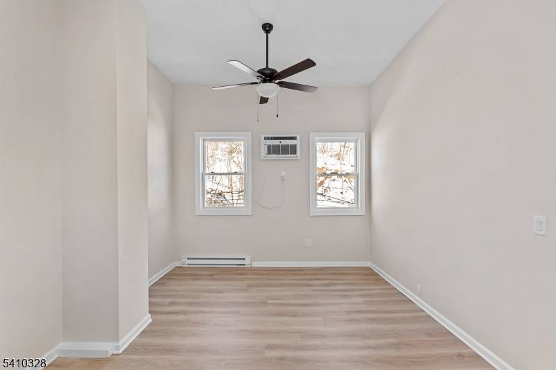 129 Main St #3, Bloomingdale Boro, NJ 07403