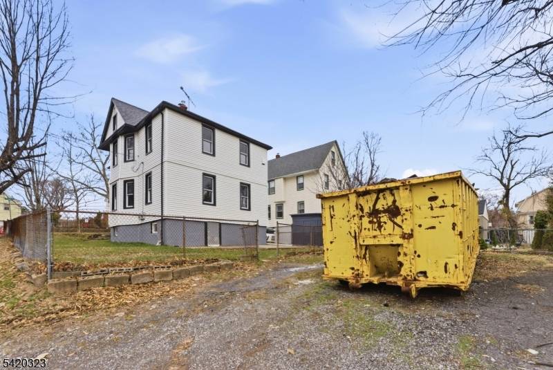 21 Overpeck Ave, Ridgefield Park Village, NJ 07660