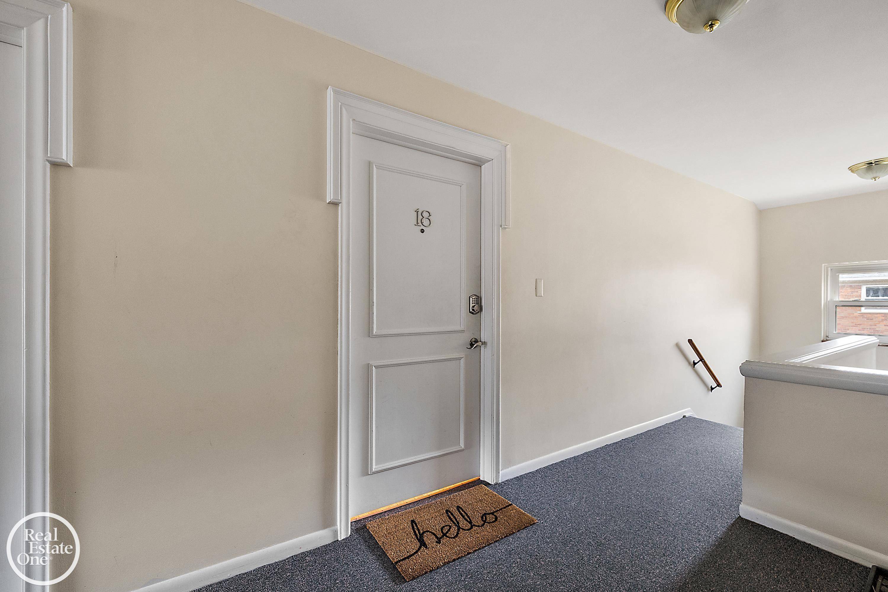 17560 Mack RD, Grosse Pointe, MI 48230