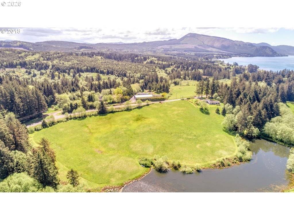 1995411 Whiskey Creek RD, Netarts, OR 97143