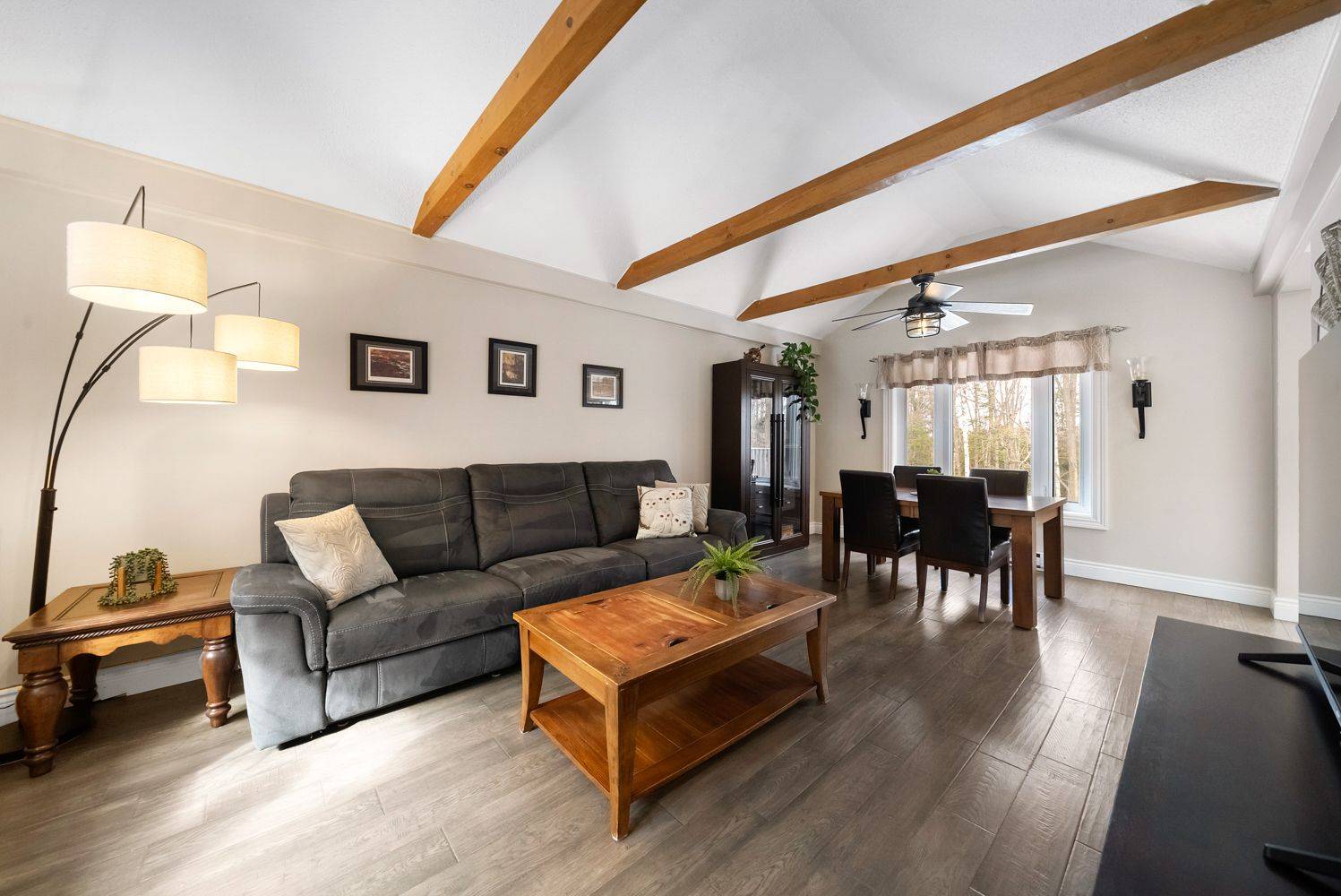 2486 South Orr Lake RD, Springwater, ON L0L 1P0