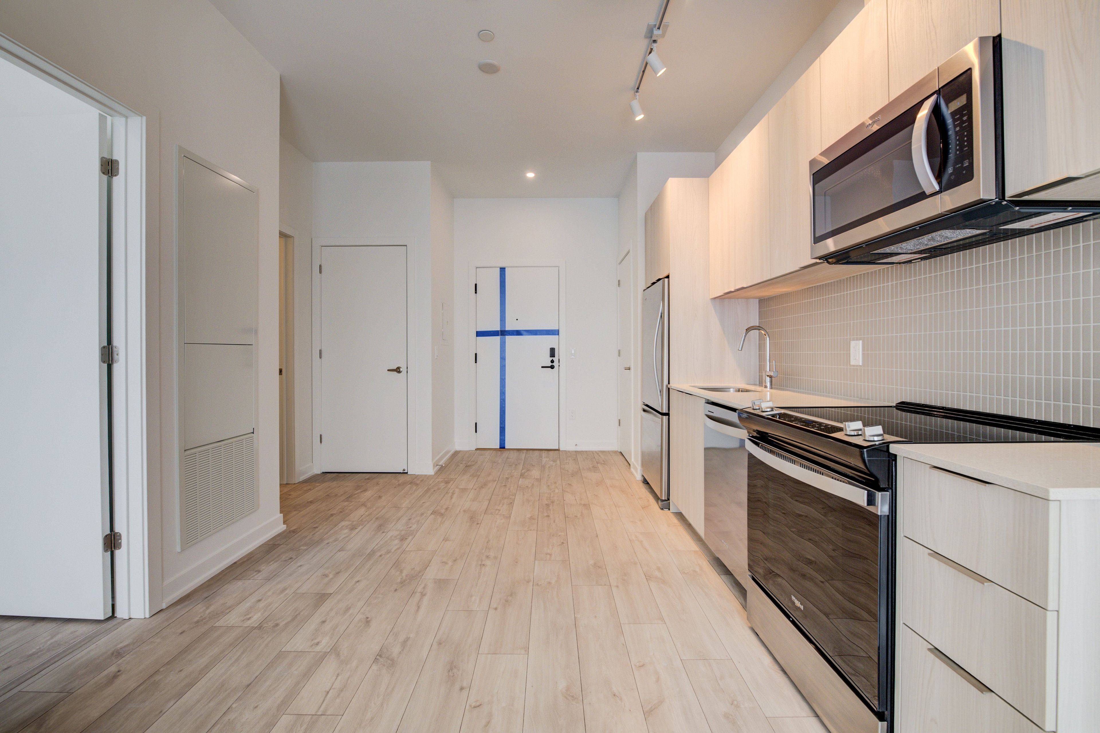 720 Whitlock AVE #816, Milton, ON L9E 1S2