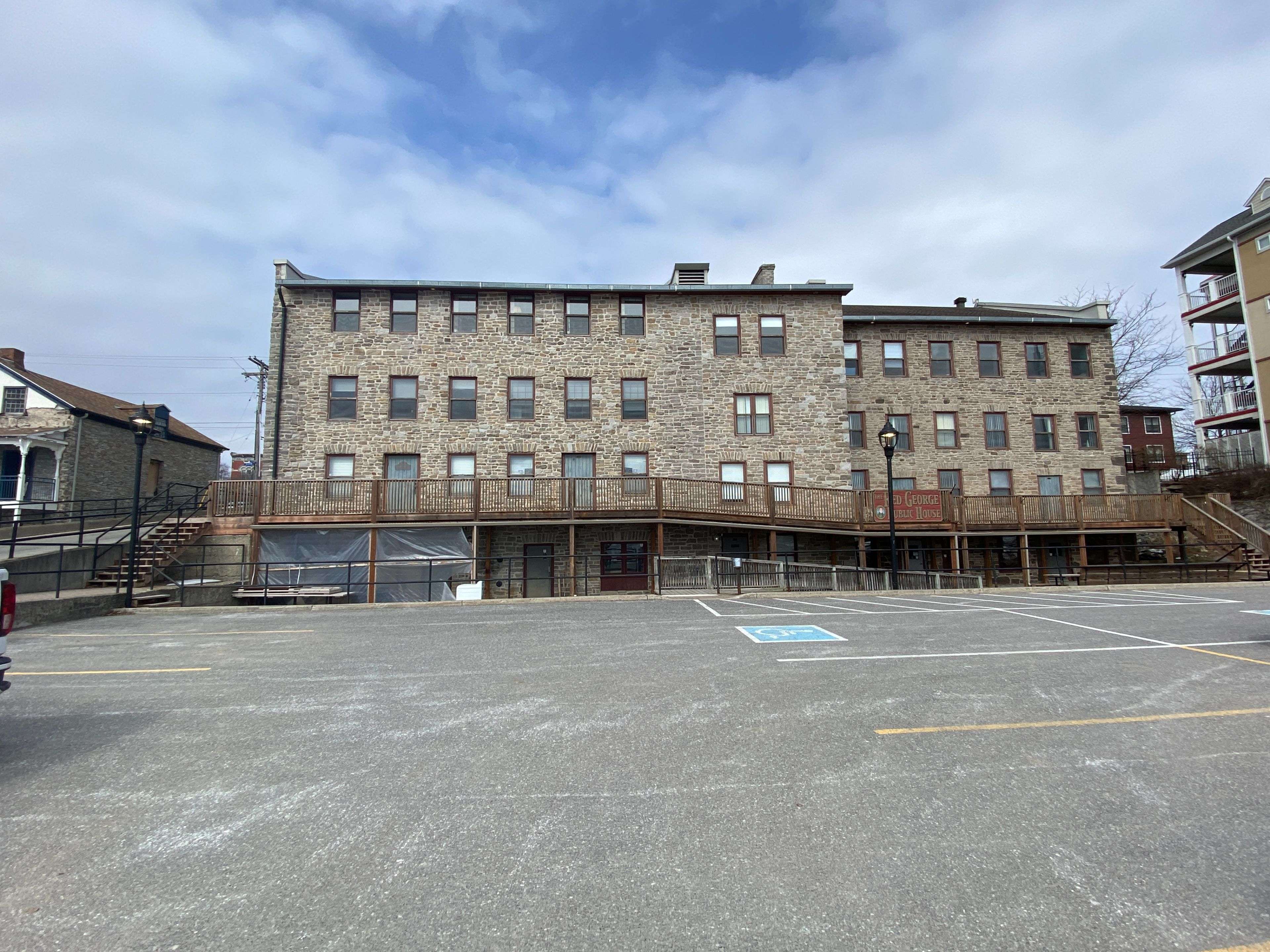 193-197 Water ST W, Prescott, ON K0E 1T0