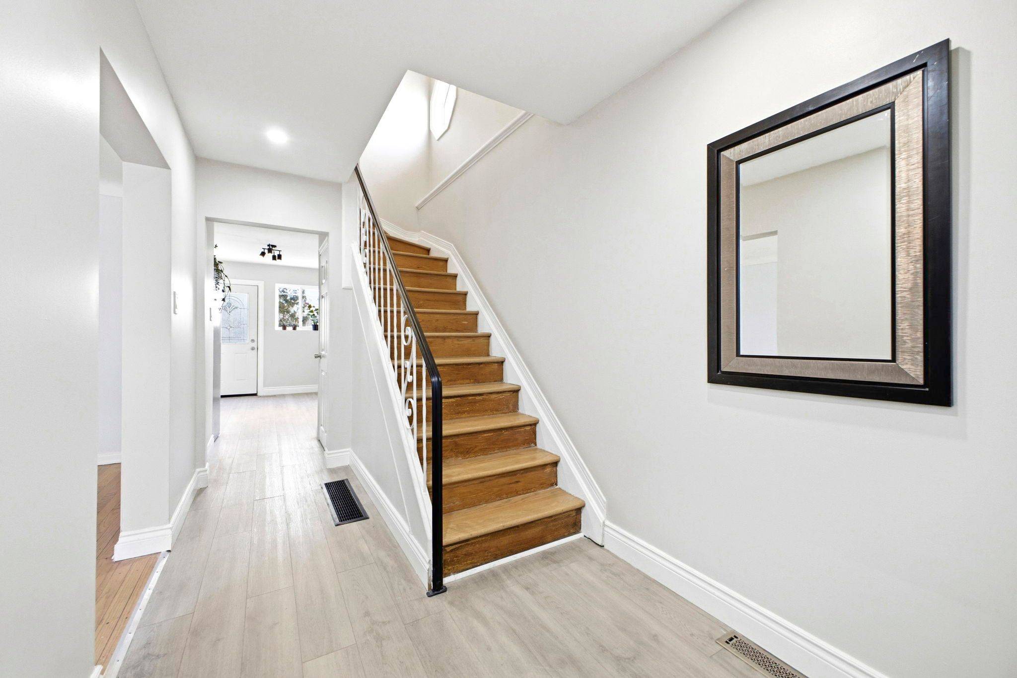 1763 BASELINE RD, Belair Park - Copeland Park And Area, ON K2C 0C1