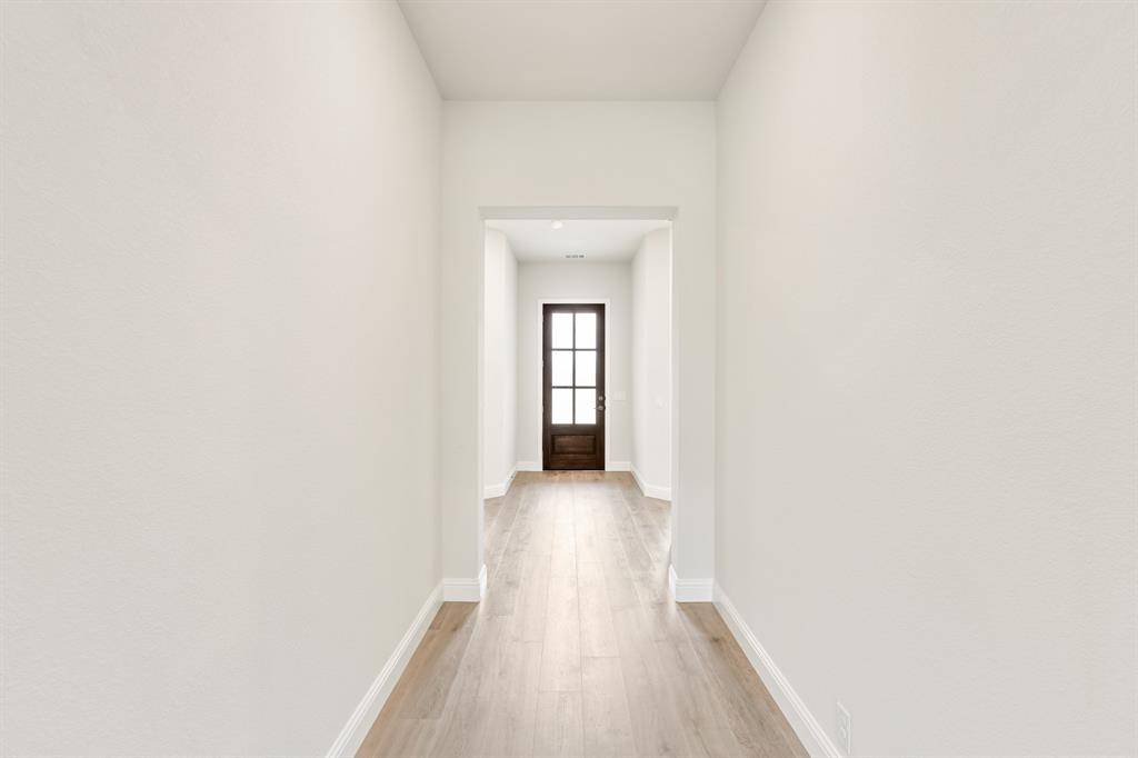 1617 Community Drive, Cedar Hill, TX 75116