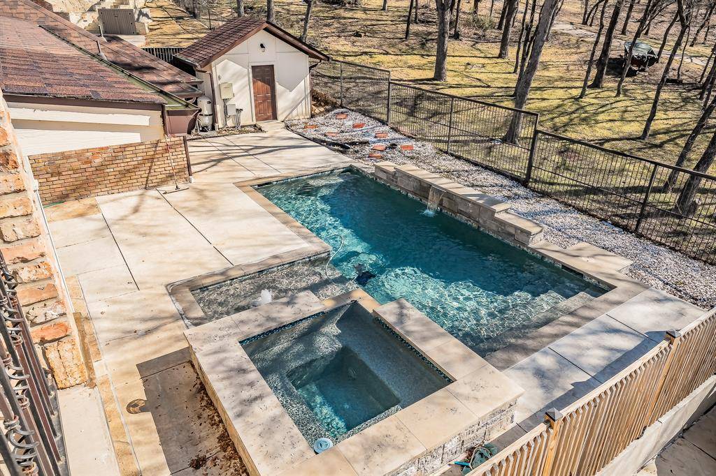 6012 Englishoak Drive, Arlington, TX 76016