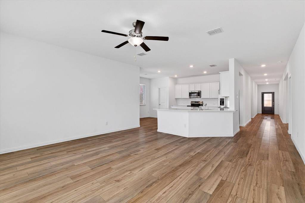 11500 Woody Creek Trail, Aubrey, TX 76227