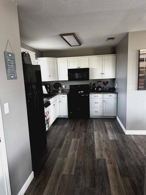 909 N 10th Street, Albany, TX 76430