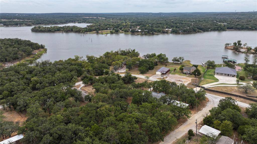 216 Catfish Trail, Bowie, TX 76230