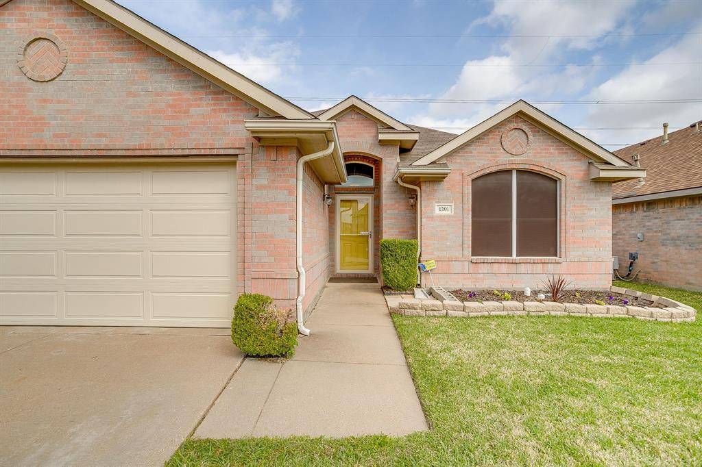 1201 Eastwick Drive, Arlington, TX 76002