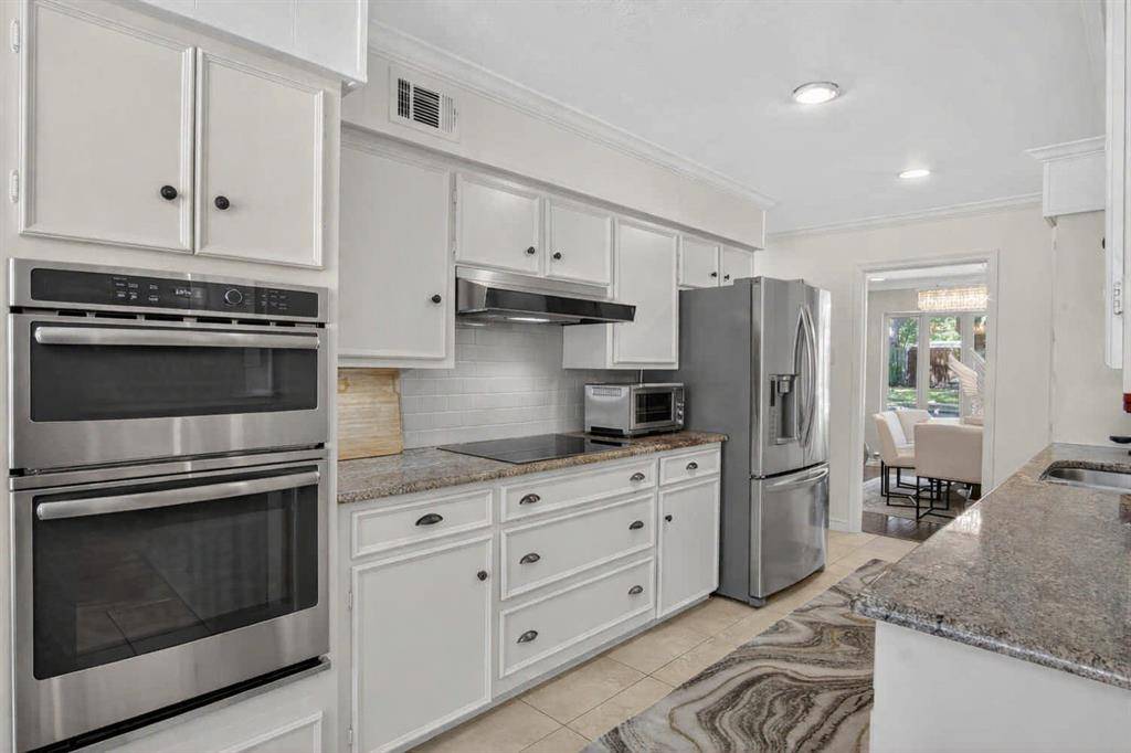 3228 Grantwood Drive, Dallas, TX 75229