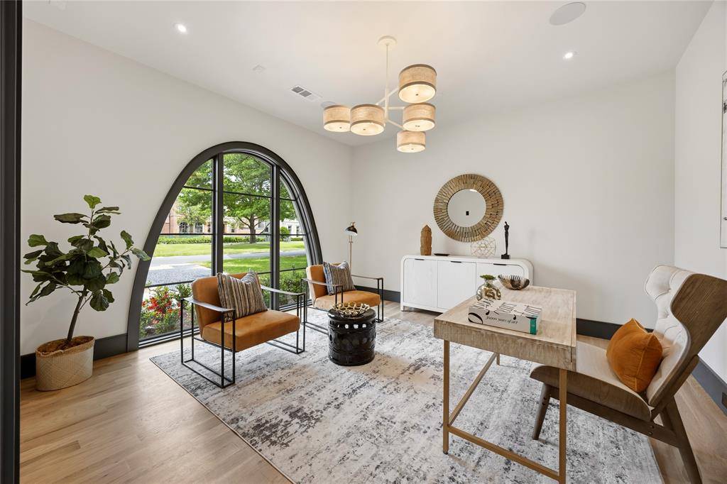 4021 Southwestern Boulevard, University Park, TX 75225