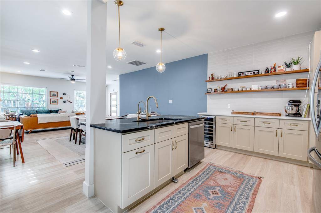 5400 Worth Street, Dallas, TX 75214