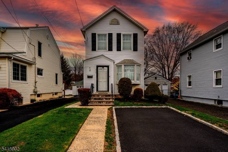 438 3rd Ave, Garwood Boro, NJ 07027