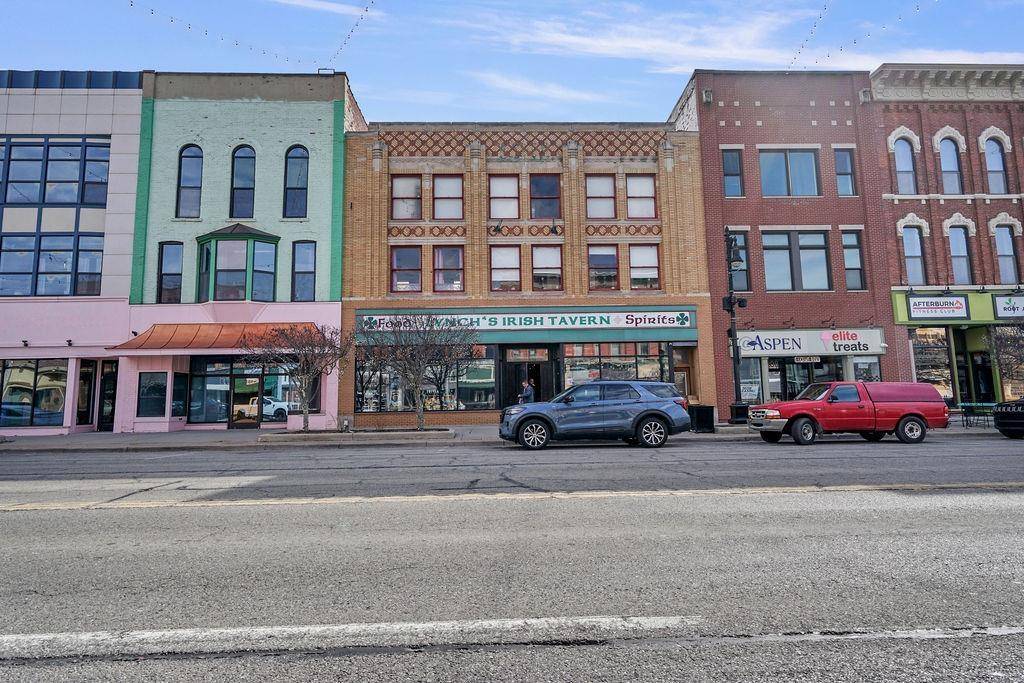 210 Huron Ave. AVE, Port Huron, MI 48060