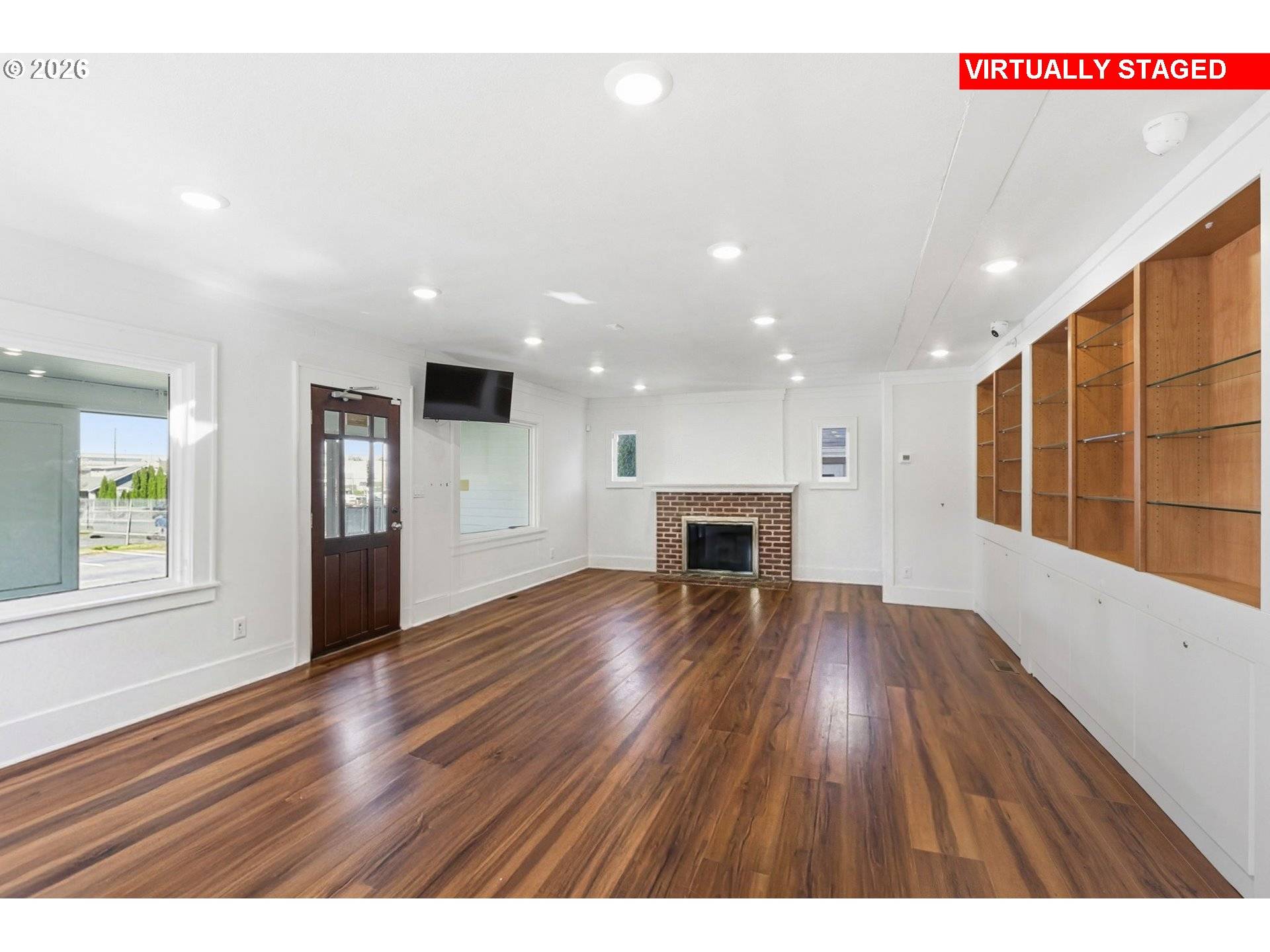 1528 SE HOLGATE BLVD, Portland, OR 97202