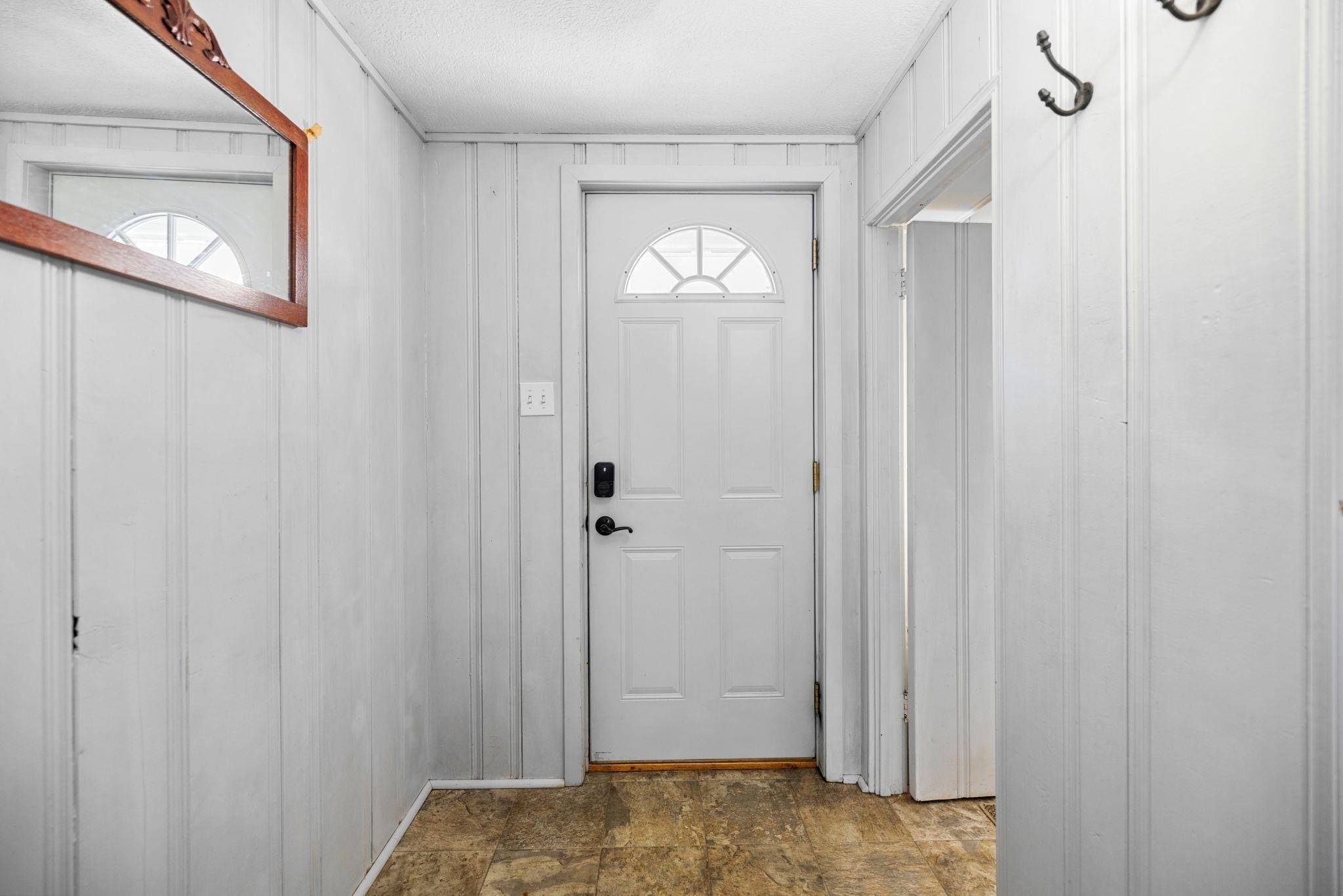 424 W Sixteenth ST, Traverse City, MI 49684