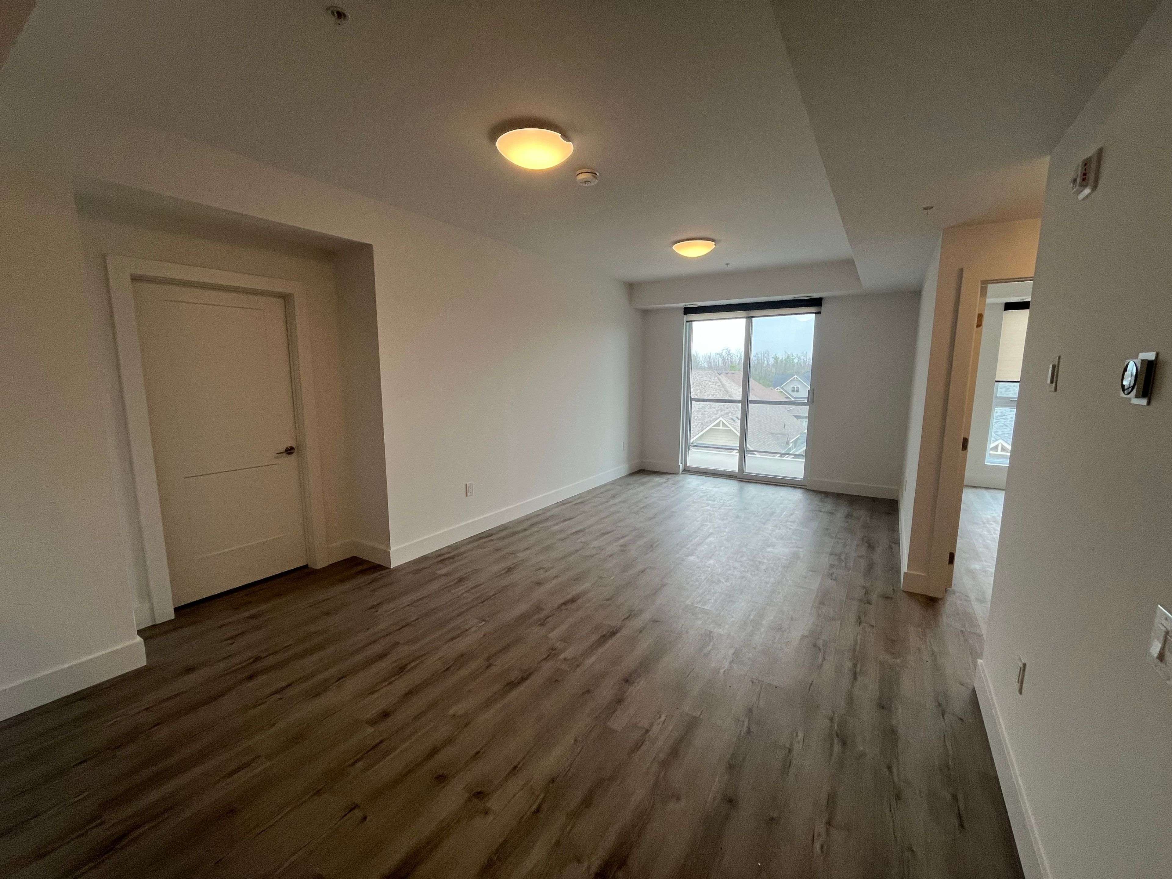 4 Kimberly LN #309, Collingwood, ON L9Y 5B4