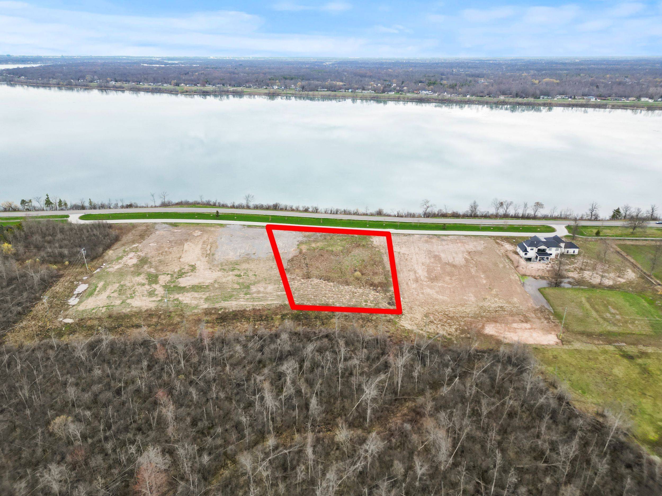 N/A Niagara River Pkwy, Fort Erie, ON L0S 1S0