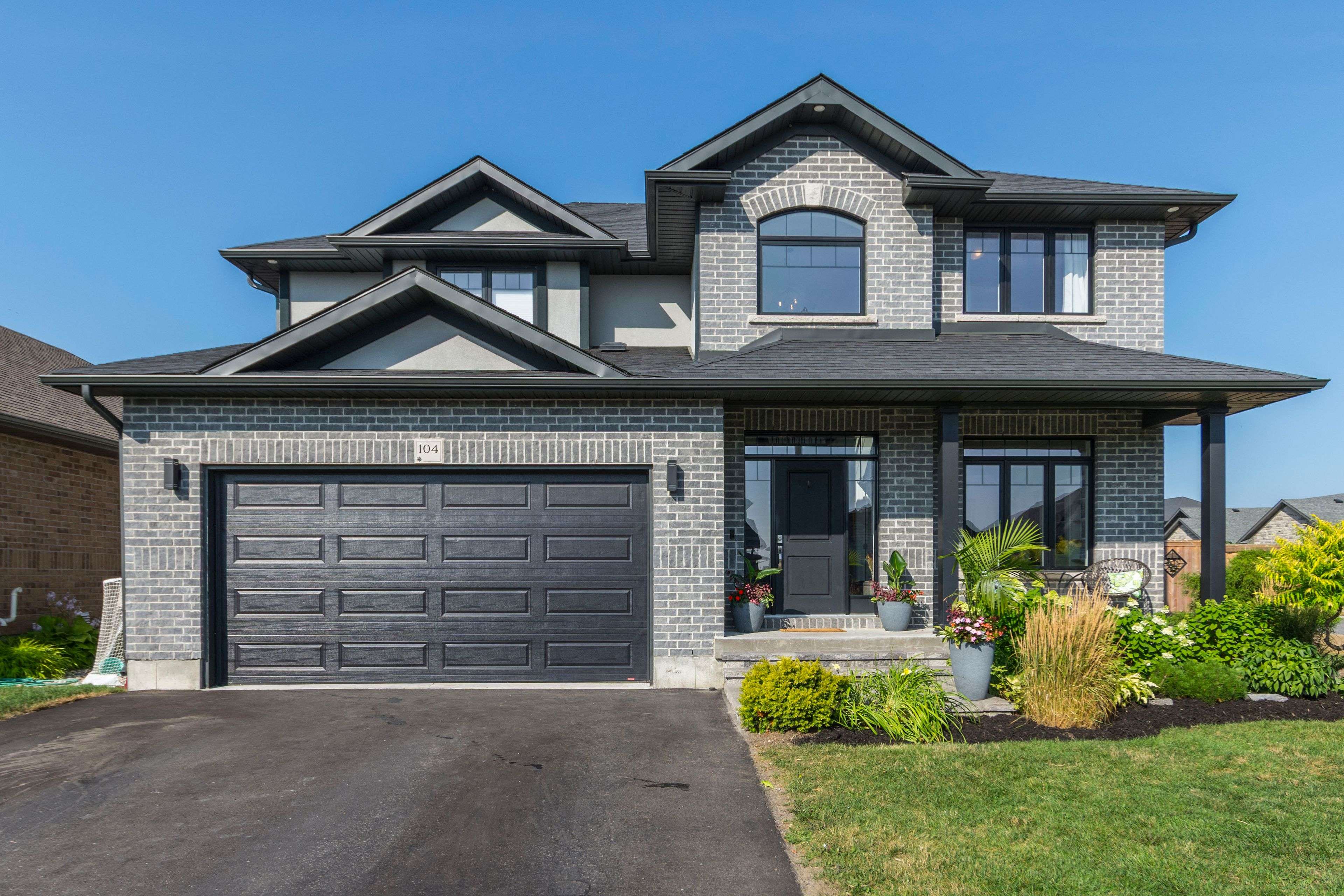 104 Hampton Ridge DR, Belleville, ON K8N 0E6