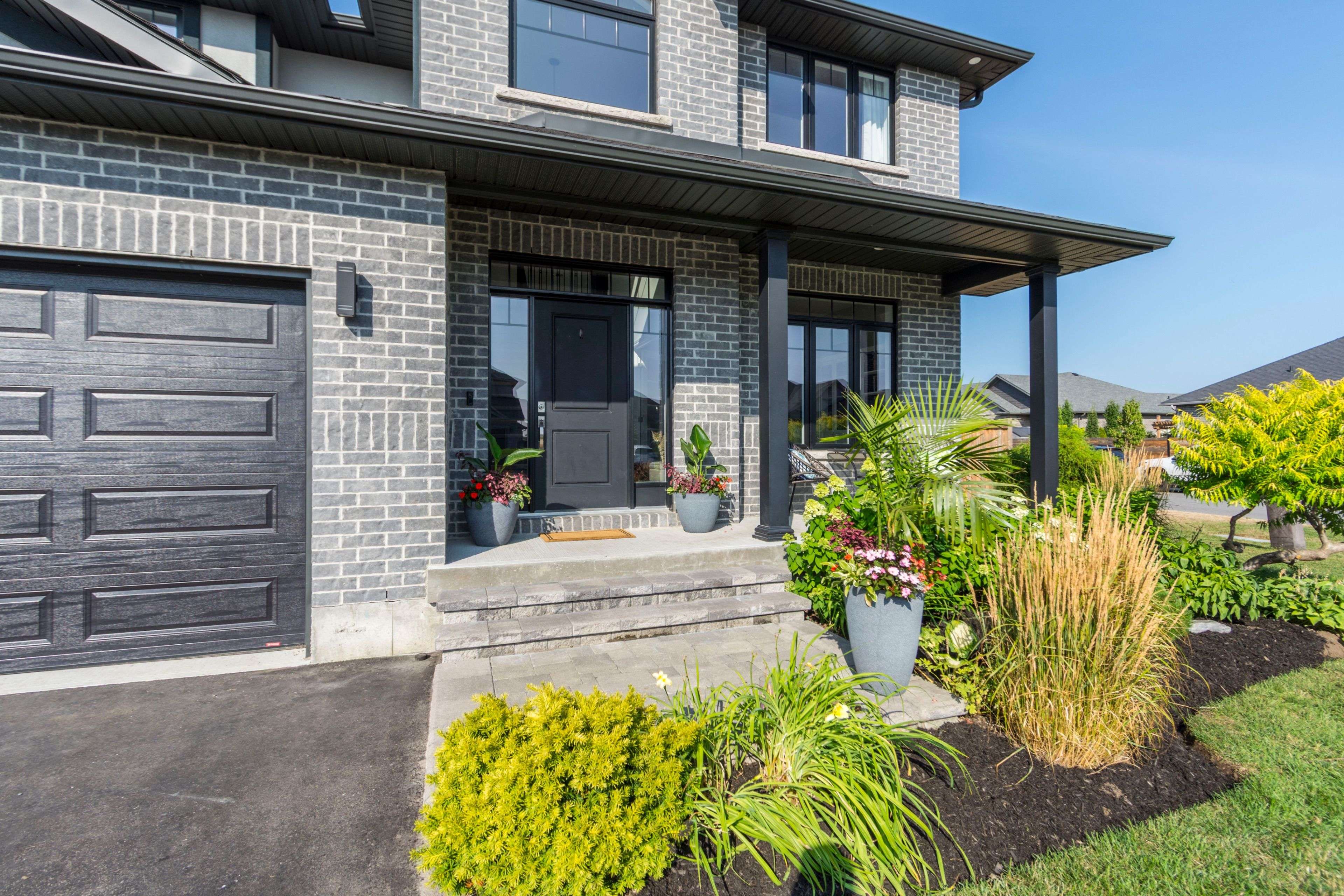 104 Hampton Ridge DR, Belleville, ON K8N 0E6