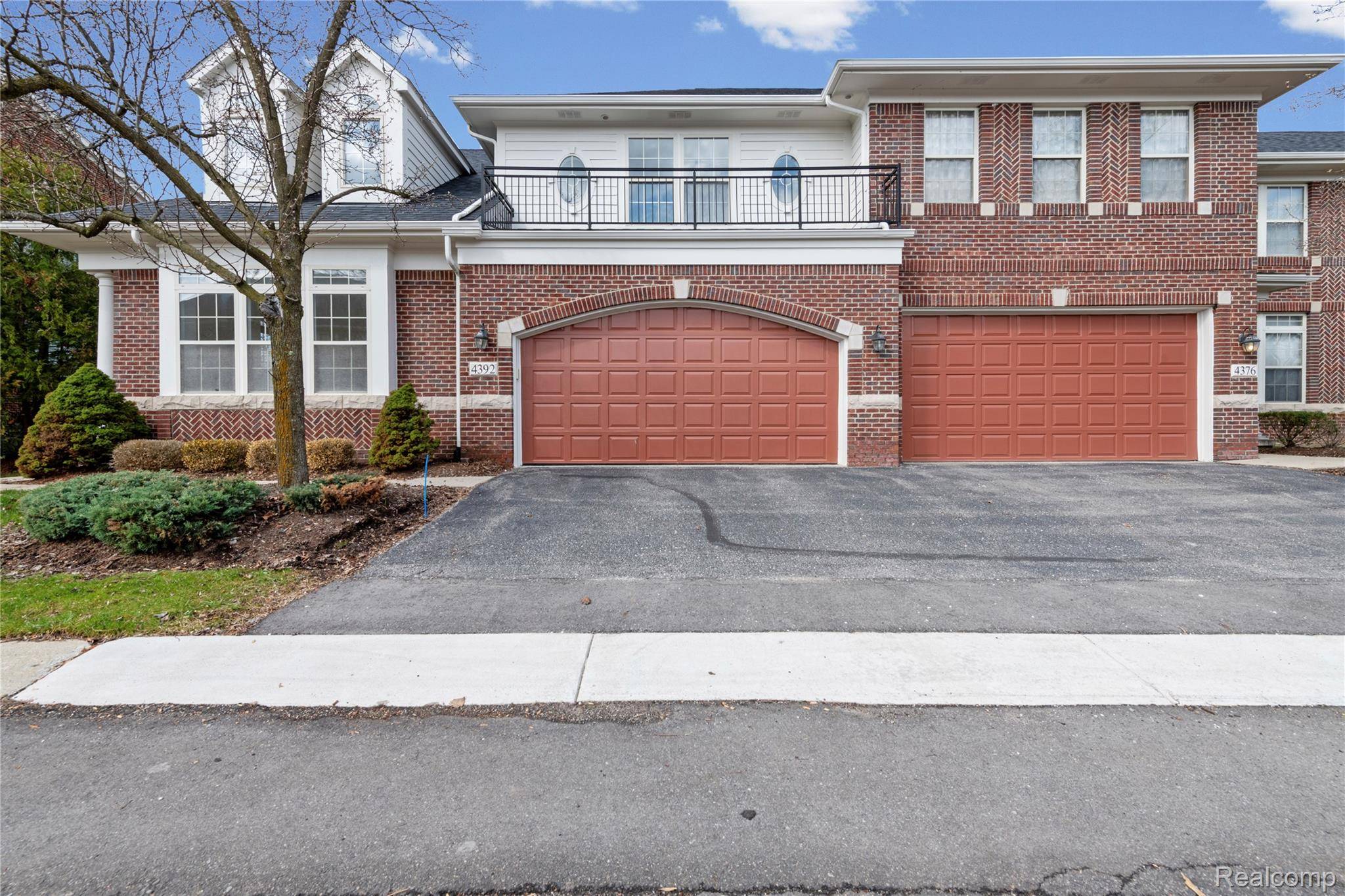 4392 Gateway CIR, West Bloomfield Charter Township, MI 48322