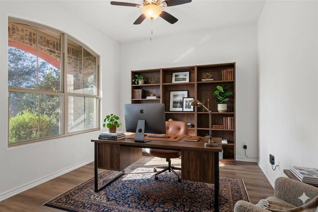 1217 Meadowlakes Drive, Azle, TX 76020