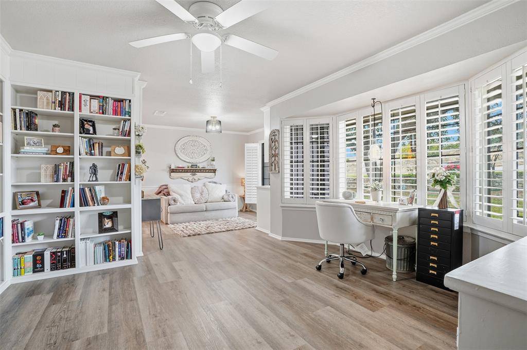 1105 Charles Street, Weatherford, TX 76086